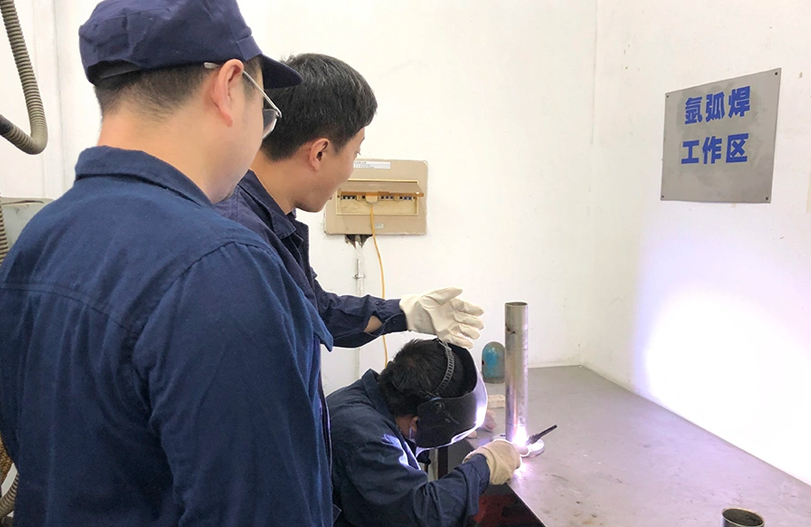 【师带徒活动】&ldquo;师带徒促成长 凝聚企业正能量&rdquo;系列报道之欧博ABG六厂&ldquo;师带徒&rdquo;活动